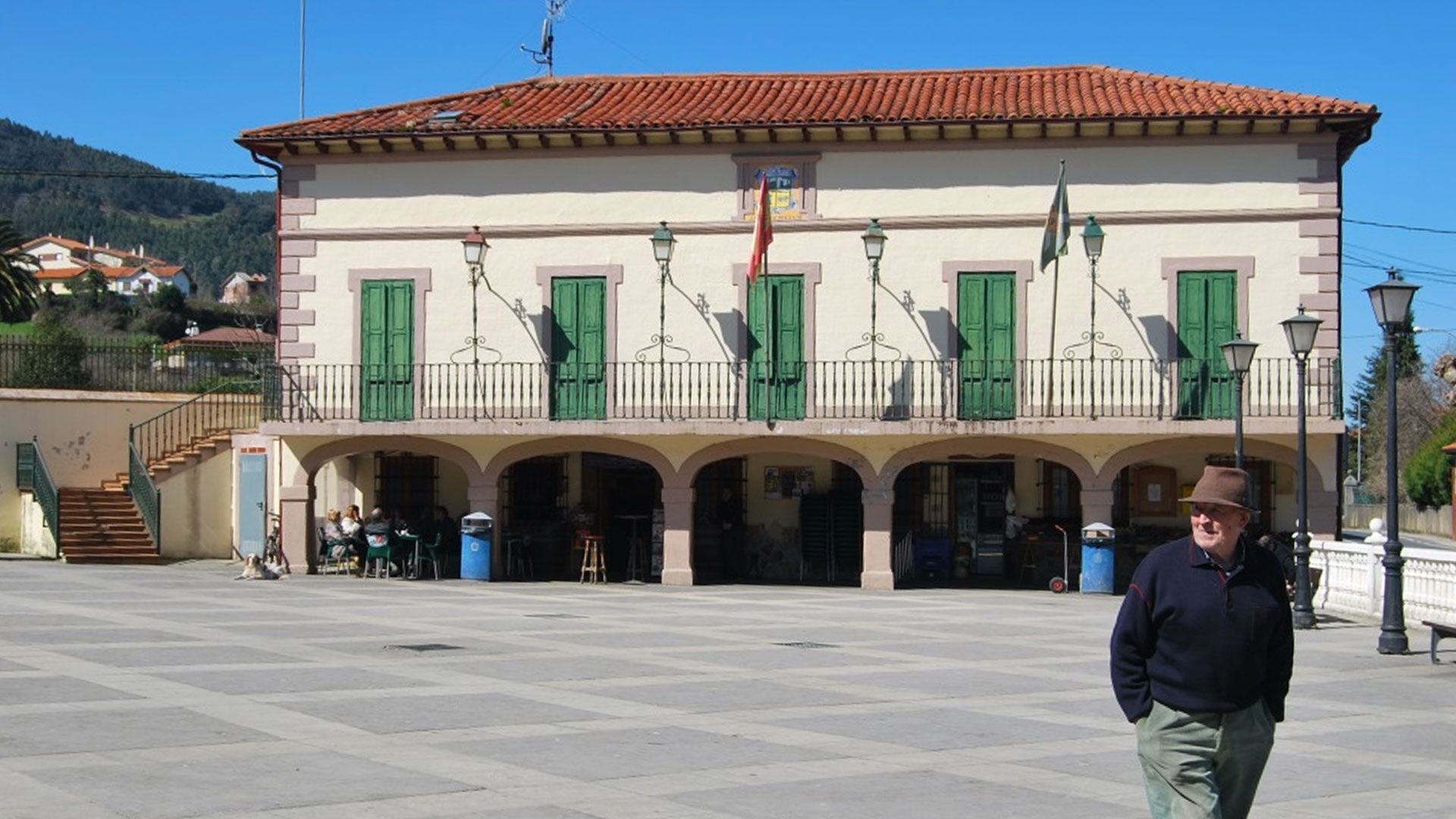 Plaza de Pueblo Camino del Norte